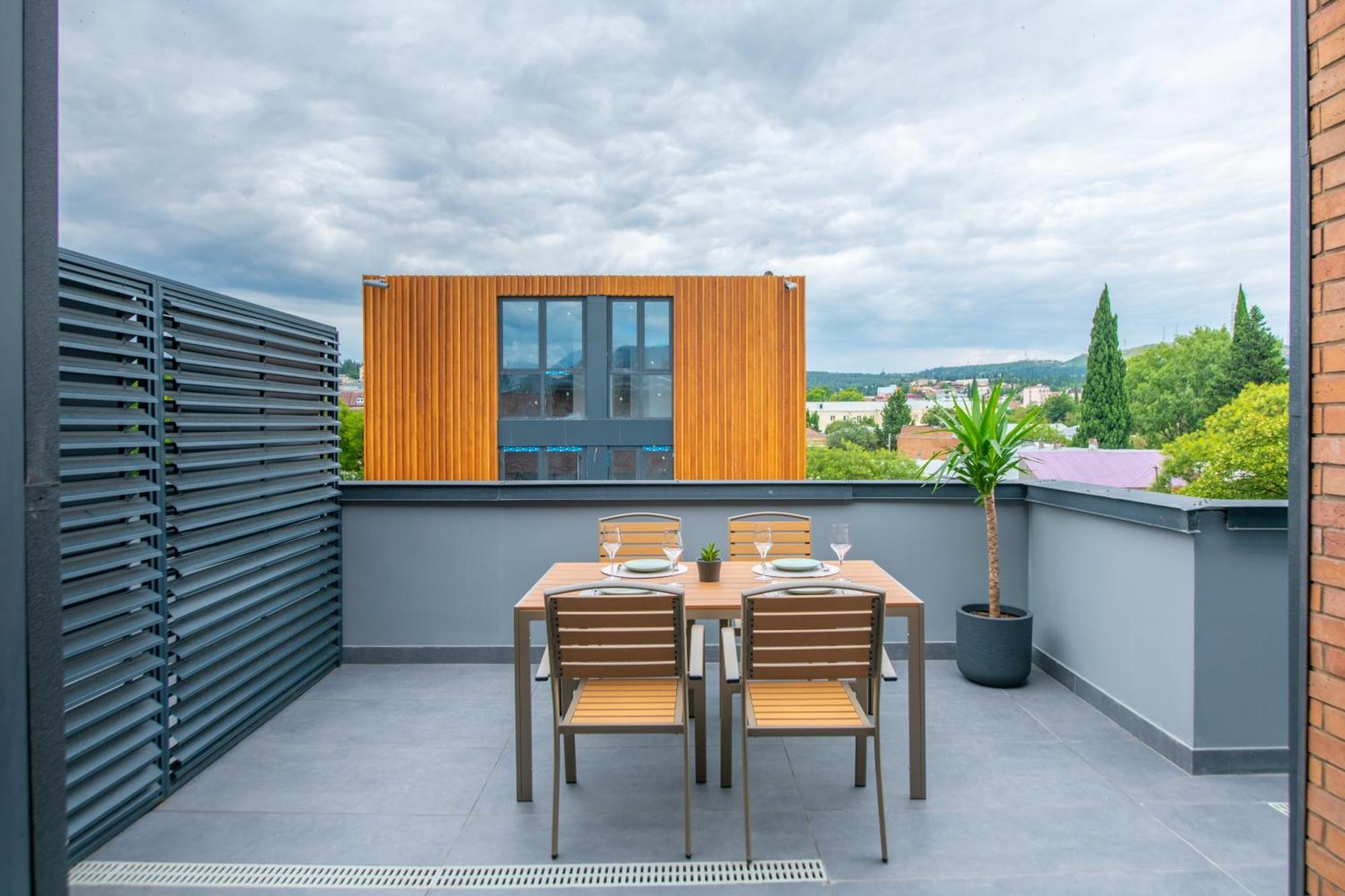 Qstay Gratus Tbilisi Exterior photo